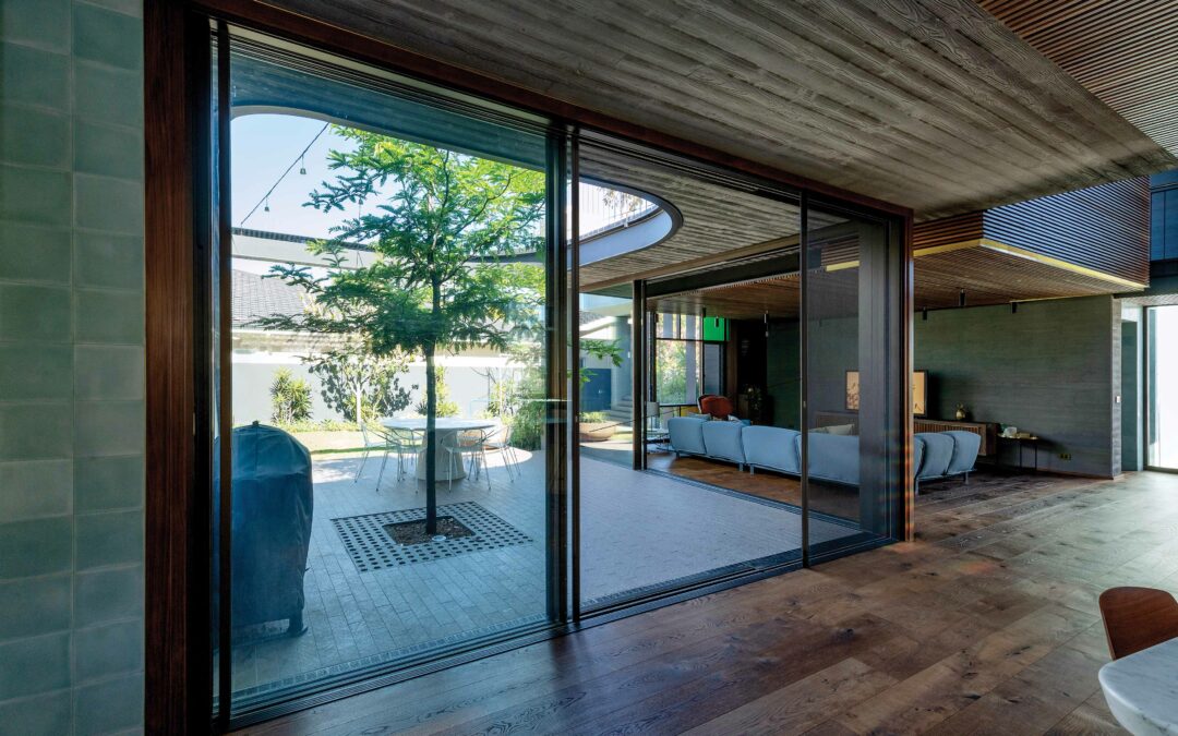 Why Centor’s Retractable Flyscreens are Perfect for Summer