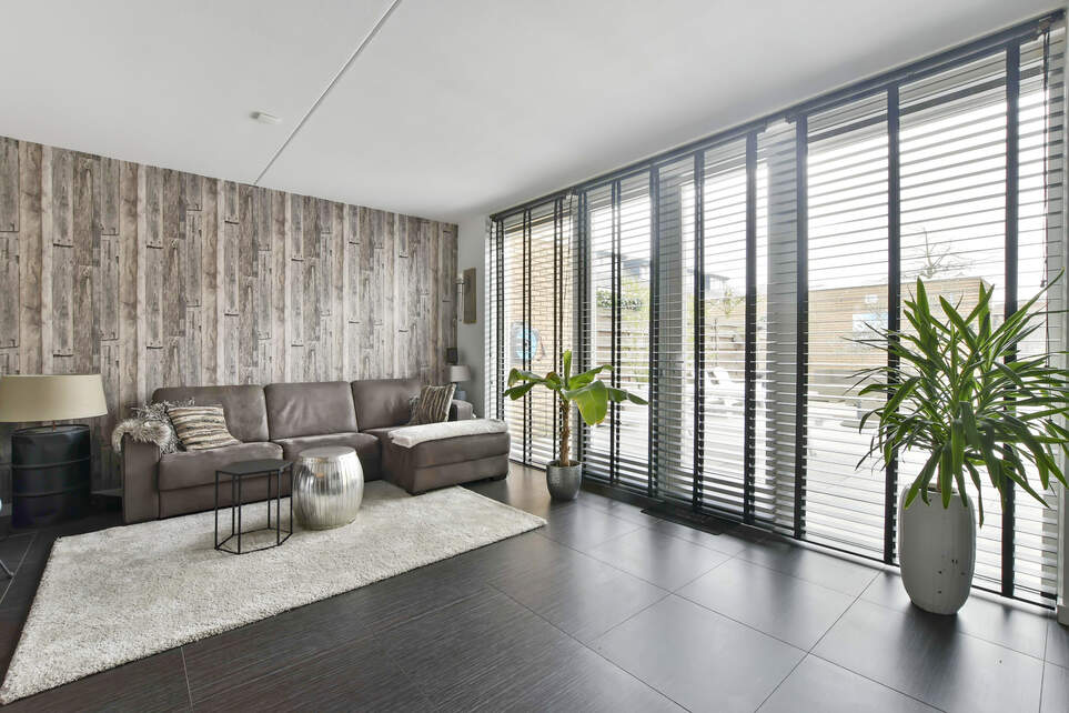 Create the Ideal Ambiance with Automated Blinds for Party and Entertainment Rooms
